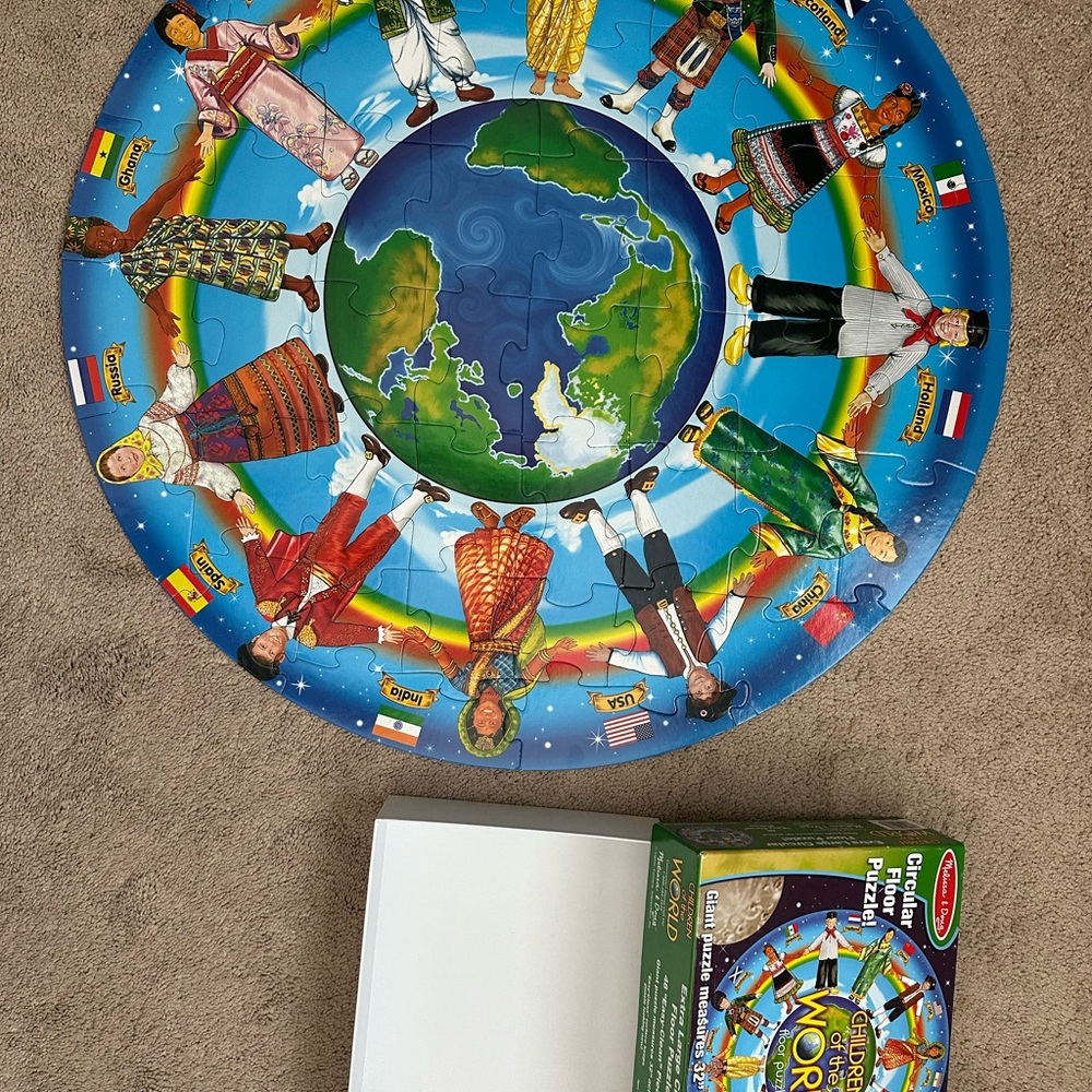 Melissa & Doug Vibrant Circular Floor Puzzle - Picture 3 of 8